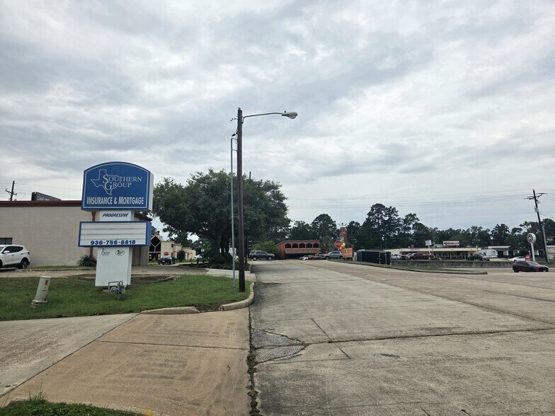 More Photos Of 2204 Sunpark Dr, Conroe Office For Sale