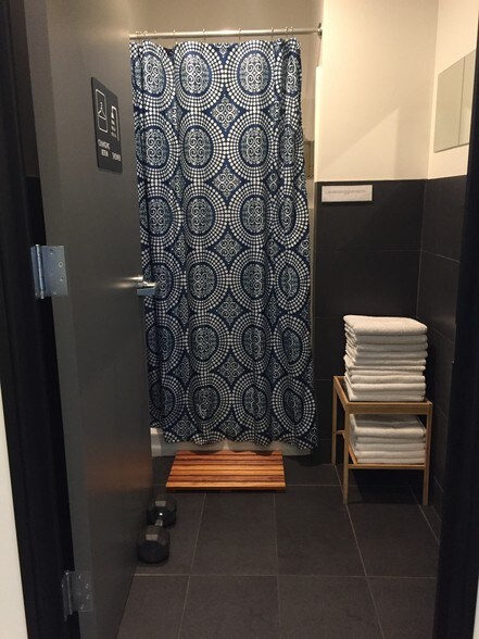 More Photos Of 2101 Webster St, Oakland Office For Lease