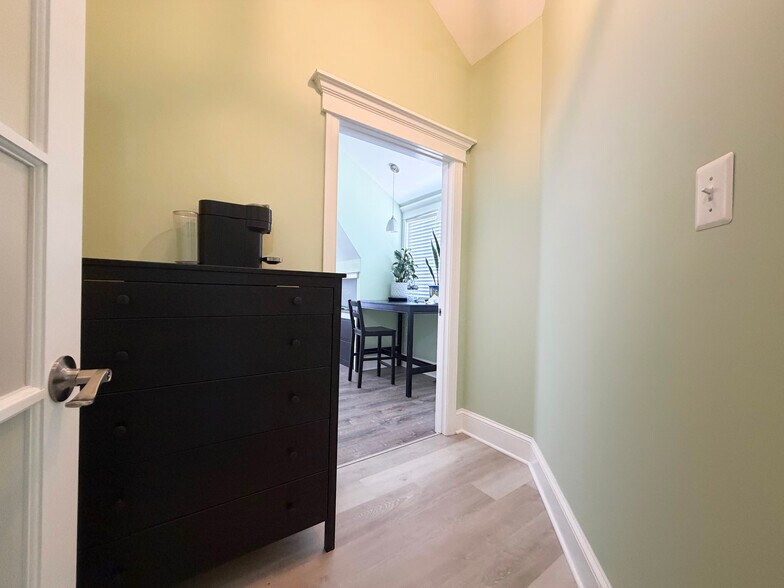 More Photos Of 8937 Shady Grove Ct, Gaithersburg Medical For Sale