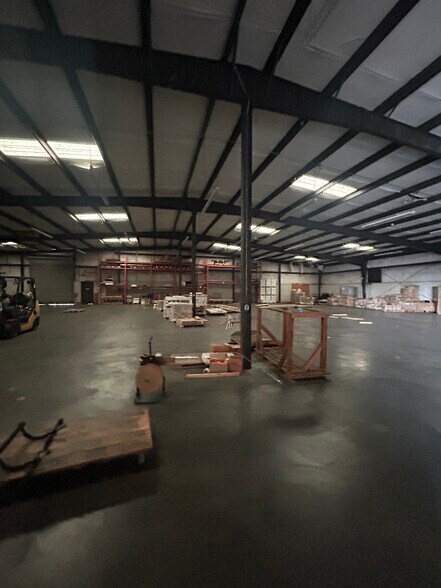 More Photos Of 1500 Union Hill Rd, Alpharetta Manufacturing For Sale