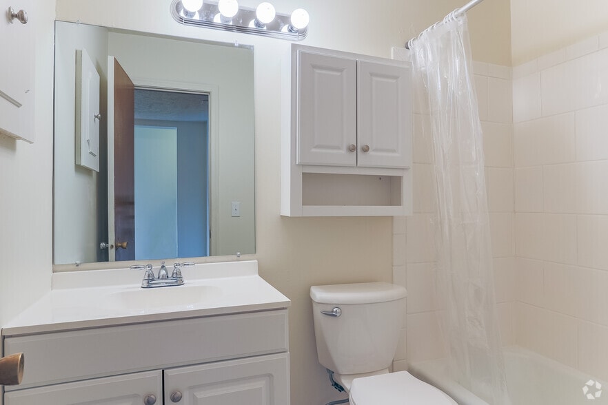 More Photos Of 1367-1369 S 76th Ave, Omaha Apartments For Sale