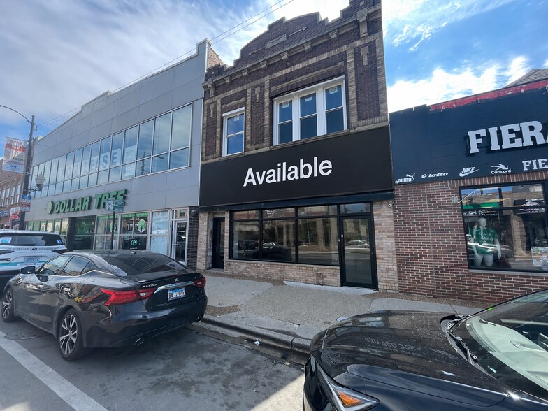 More Photos Of 3547 W 26th St, Chicago Apartments For Lease