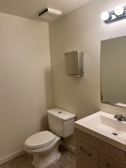 More Photos Of 2201-2211 3rd Ave, Seattle Apartments For Sale