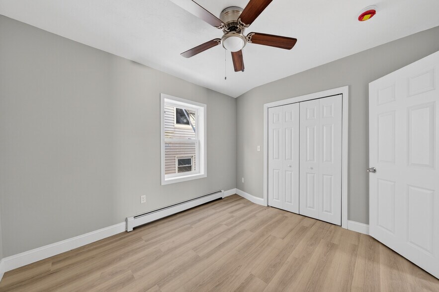 More Photos Of 165 Grant St, Fall River Apartments For Sale
