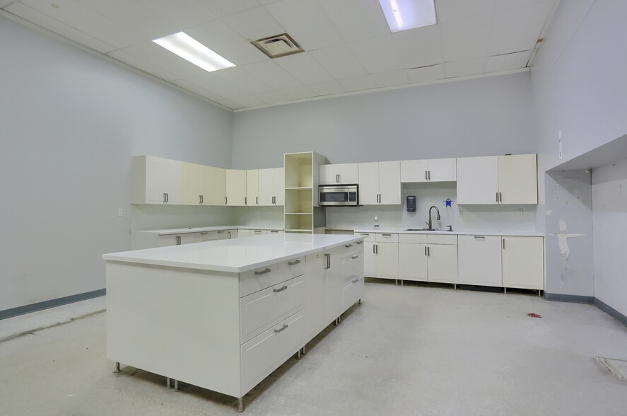 More Photos Of 144-148 Pennsylvania Ave, Charleroi Food Processing For Sale