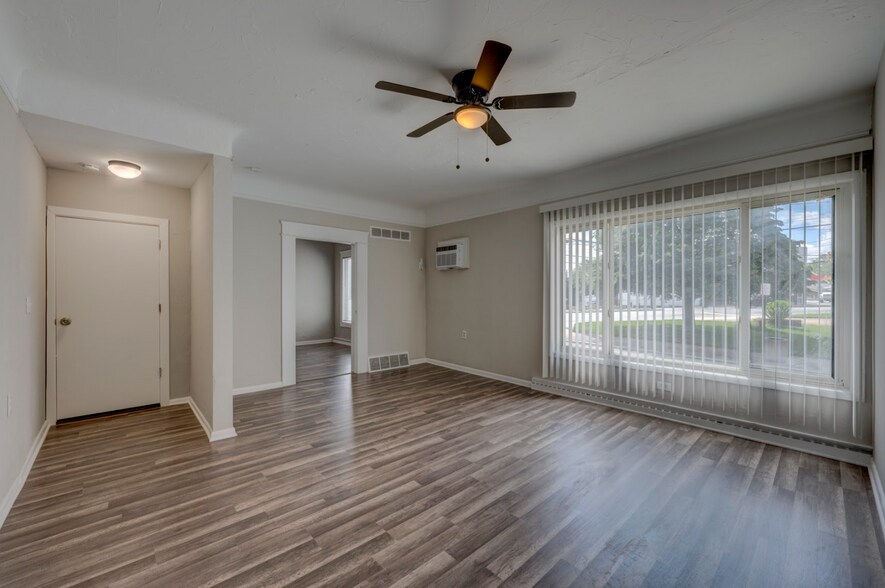 More Photos Of 4438 Pearl Rd, Cleveland Apartments For Sale