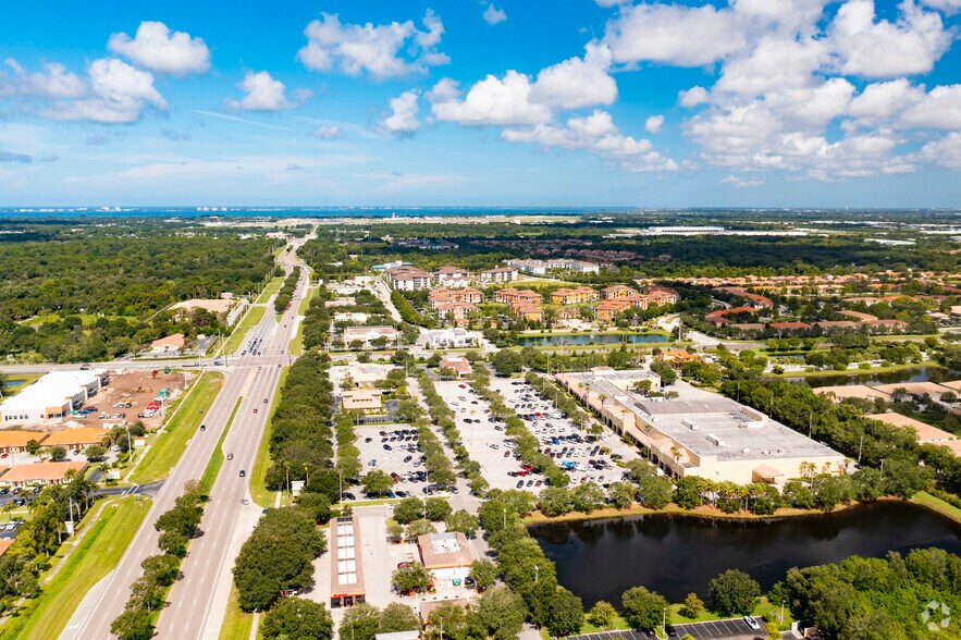 More Photos Of 2875 University Pky, Sarasota Storefront For Lease