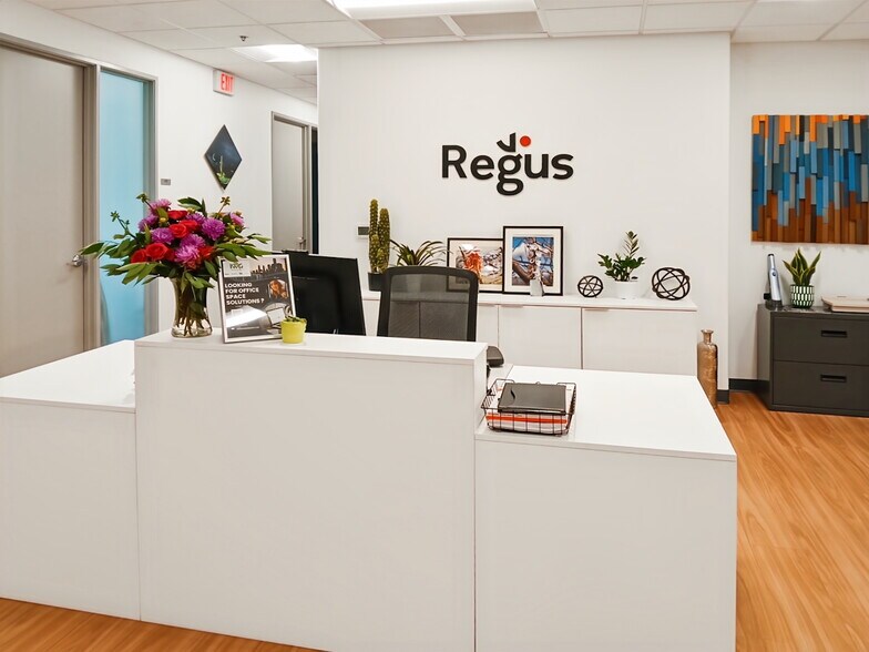 More Photos Of 16930 E Palisades Blvd, Fountain Hills Coworking Space