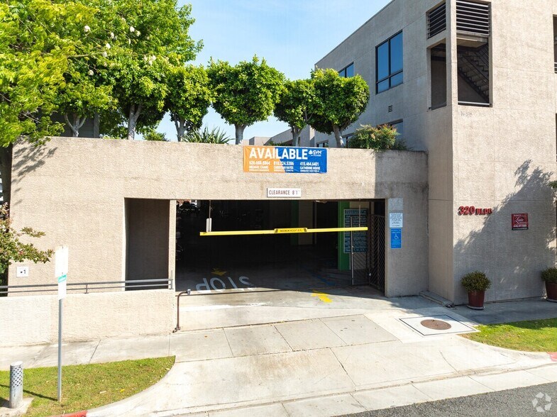More Photos Of 330 S Garfield Ave, Alhambra Medical For Sale
