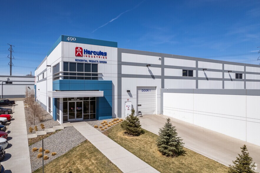 More Photos Of 490 E 52nd, Denver Warehouse For Lease