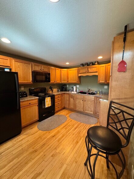 More Photos Of 112 Pleasant St NE, Preston Apartments For Sale