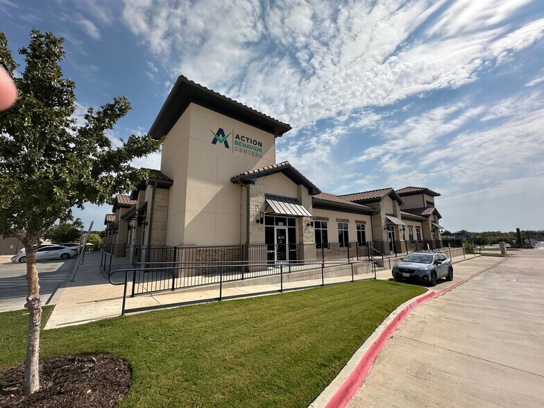 More Photos Of 4541 Heritage Trace Pky, Fort Worth Office For Sale