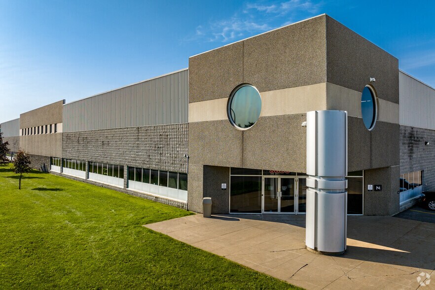 Primary Photo Of 8500-8760 Pl Marien, Montréal-Est Distribution For Lease