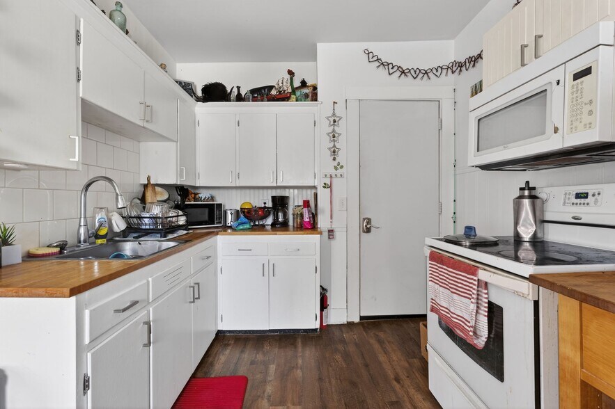 More Photos Of 25 Village St, Lisbon Multifamily For Sale
