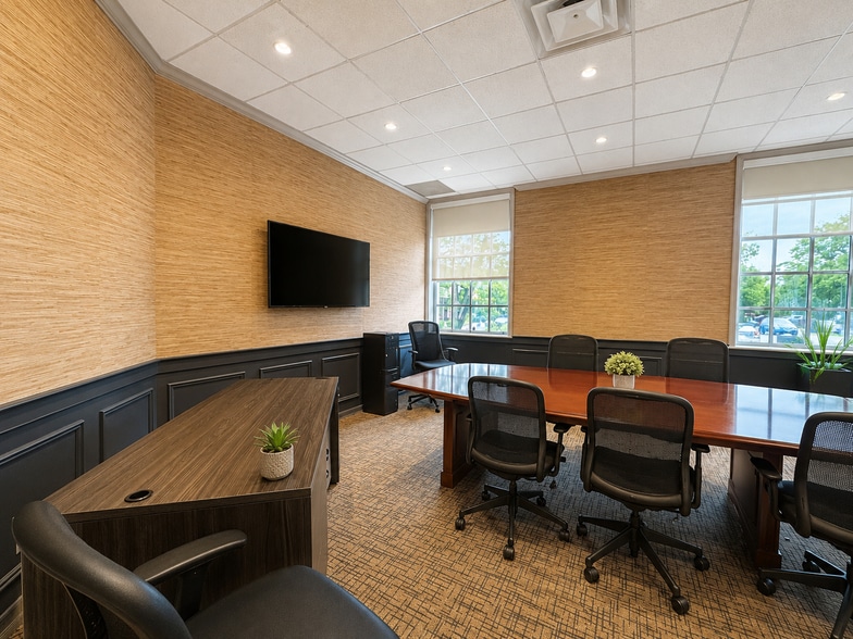 More Photos Of 360 Grove St, Bridgewater Medical For Lease