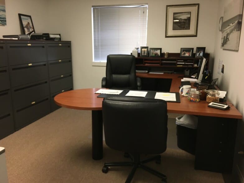 More Photos Of 910 Boston Post Rd E, Marlborough Office For Lease