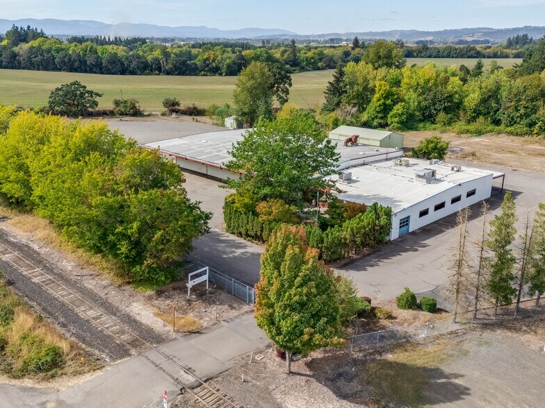 More Photos Of 16700 S Highway 99W, Amity Distribution For Sale