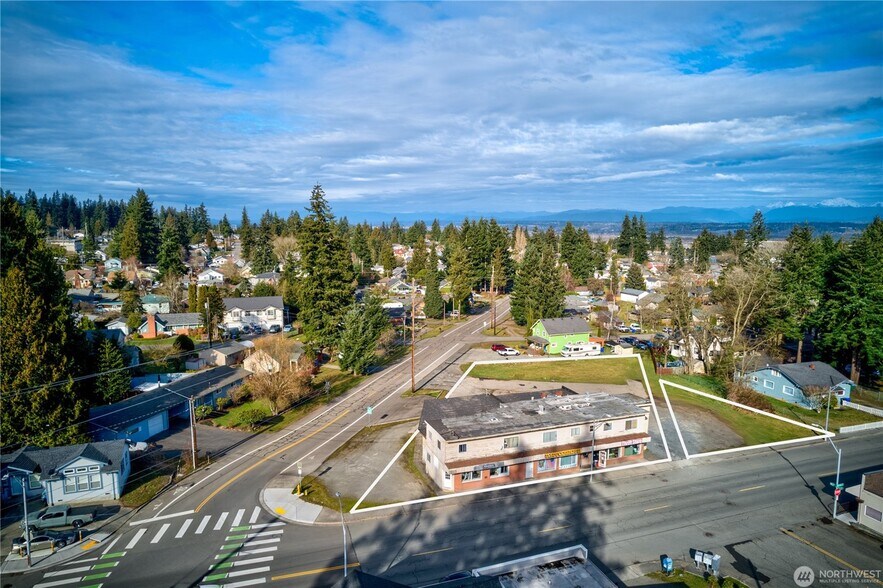 Primary Photo Of 2011 Madison St, Everett Storefront Retail Residential For Sale