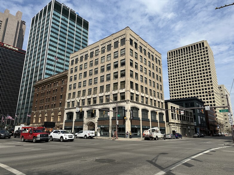 Primary Photo Of 150 E Broad St, Columbus Office For Lease