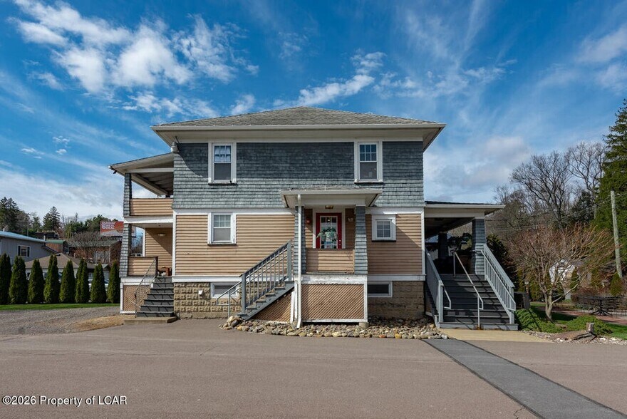 More Photos Of 206 N Main St, Shavertown Office For Sale