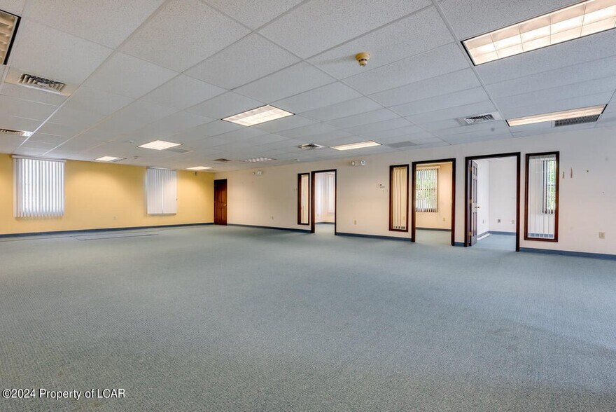 More Photos Of 832 Airport Rd, Hazle Township Medical For Sale