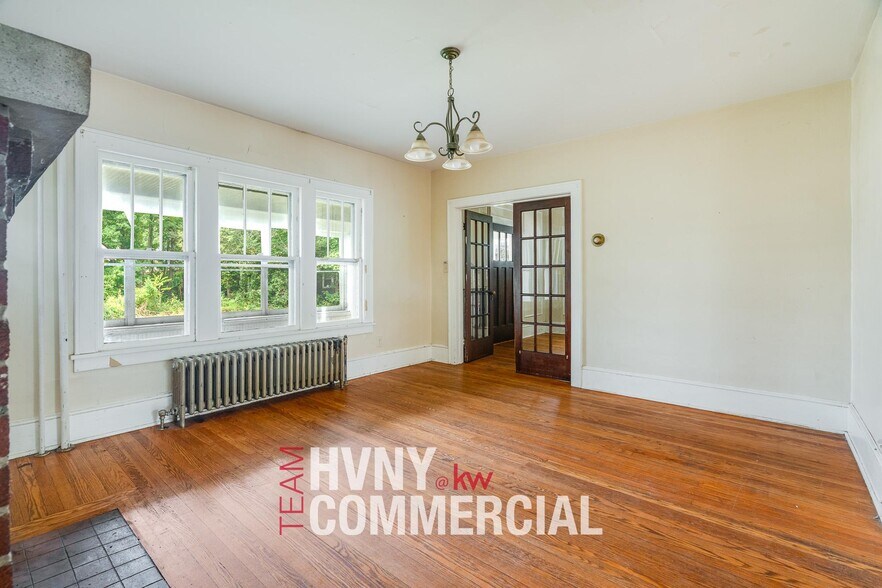 More Photos Of 1978 South Rd, Poughkeepsie Medical For Sale