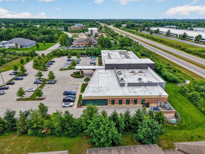 More Photos Of 1450 Farr Rd, Norton Shores Medical For Lease