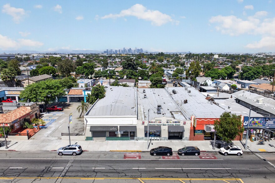 More Photos Of 1167-1201 E Florence Ave, Los Angeles Warehouse For Lease