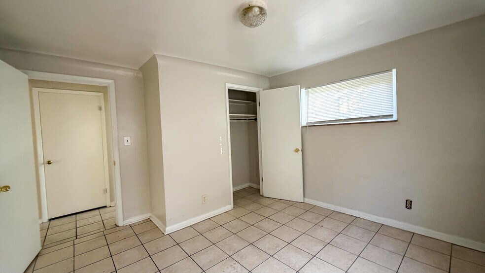 More Photos Of 2894-2898 Harrison Ave, Cincinnati Apartments For Sale