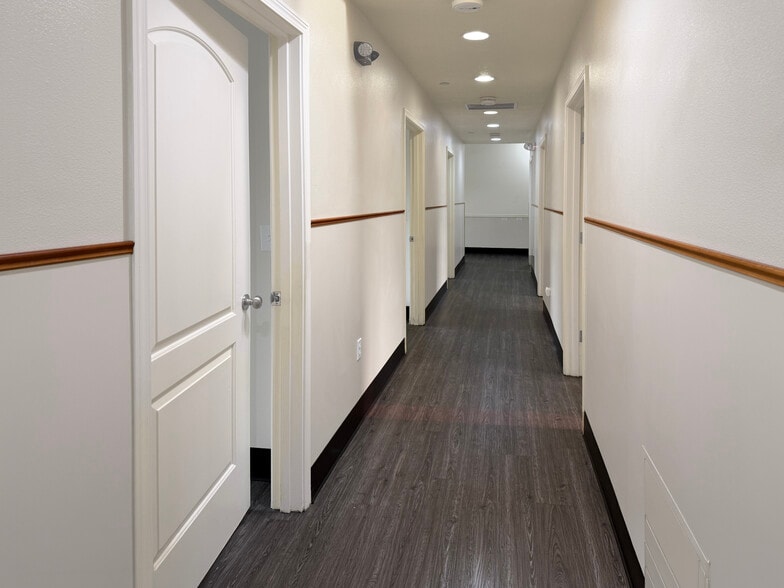 More Photos Of 8041-8045 E Burnside St, Portland Rehabilitation Center For Sale