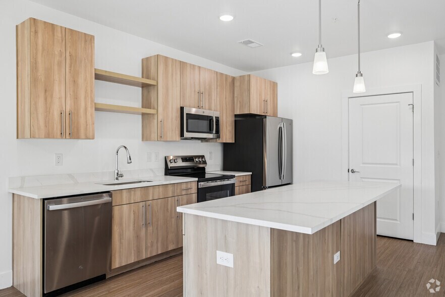 More Photos Of 14801 Statesville Rd, Huntersville Apartments For Sale