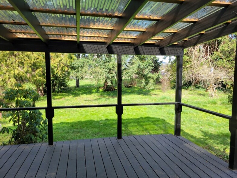 More Photos Of 6082 Main St, Springfield Multifamily For Sale