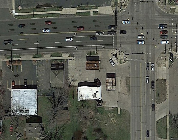 More Photos Of 20033 Eureka Rd, Taylor Office For Sale