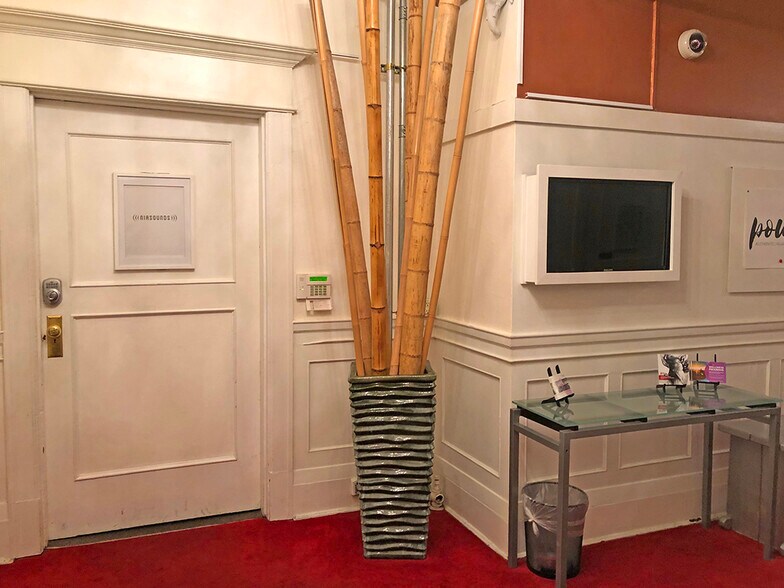 More Photos Of 918 SW Yamhill St, Portland Office For Lease