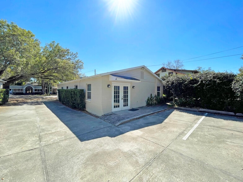 More Photos Of 1501 E Robinson St, Orlando Office Residential For Lease