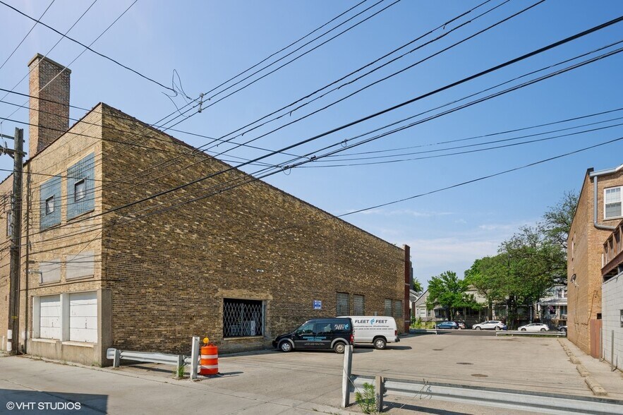 More Photos Of 5041-5047 N Western Ave, Chicago Flex For Lease