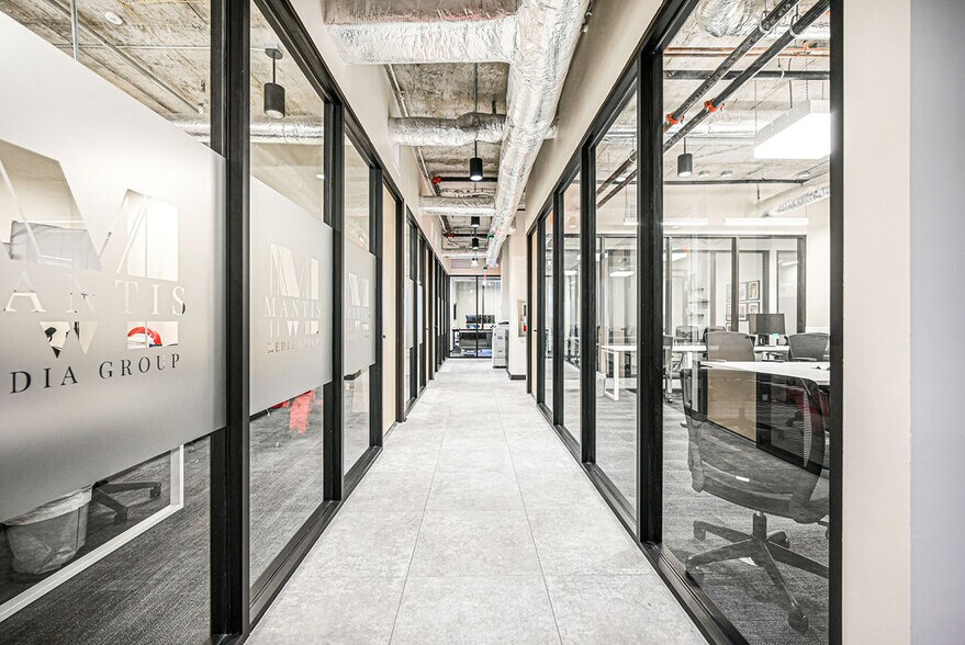 More Photos Of 25 SW 9th St, Miami Coworking Space