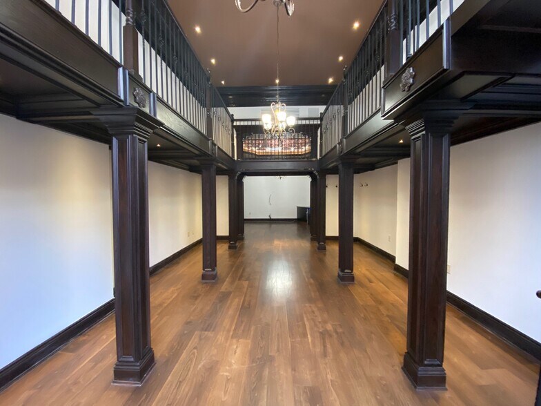 More Photos Of 12-14 Hudson Pl, Hoboken Office For Sale