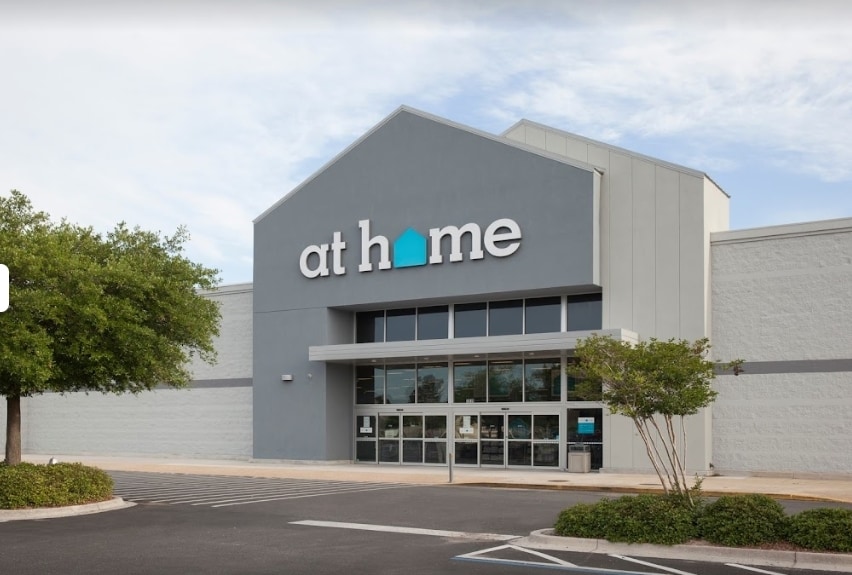 More Photos Of 1811 Monocacy Blvd, Frederick Department Store For Lease