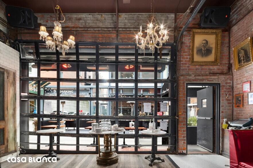 More Photos Of 41 Mercer St, New York Restaurant For Sale