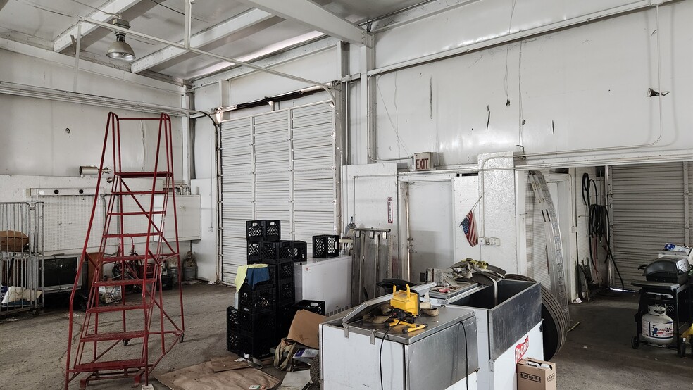 More Photos Of 5300 S Middlebrook Pike, Knoxville Industrial For Sale