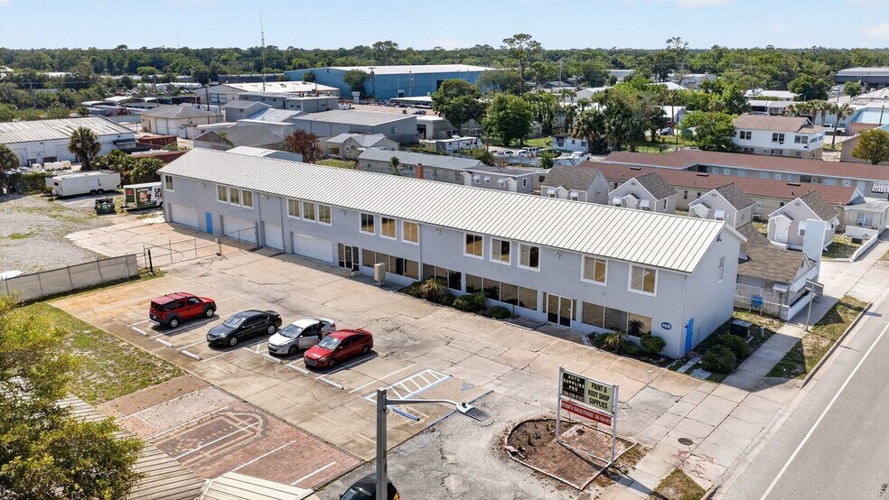 Primary Photo Of 468 Ridgewood Ave, Daytona Beach Light Distribution For Sale