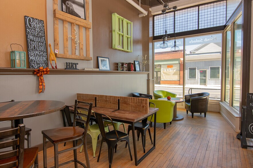 More Photos Of 63 Federal St, Pittsfield Apartments For Lease