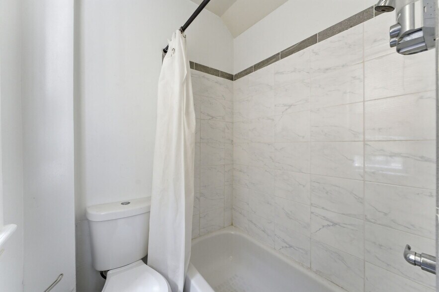 More Photos Of 2263 12th St NW, Washington Storefront Retail Residential For Sale
