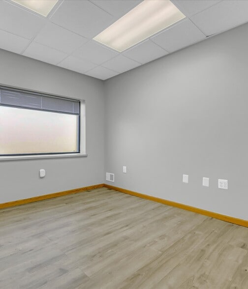 More Photos Of 12525 E 9 Mile Rd, Warren Warehouse For Sale