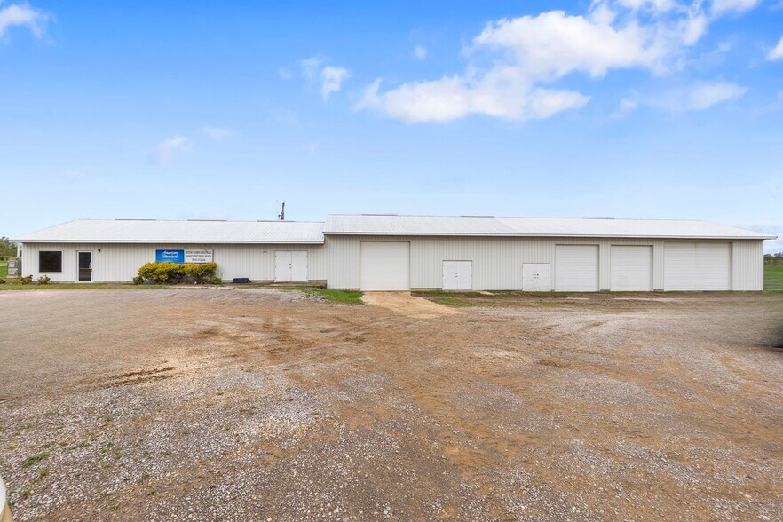 More Photos Of 250 West St, Frohna Office For Sale