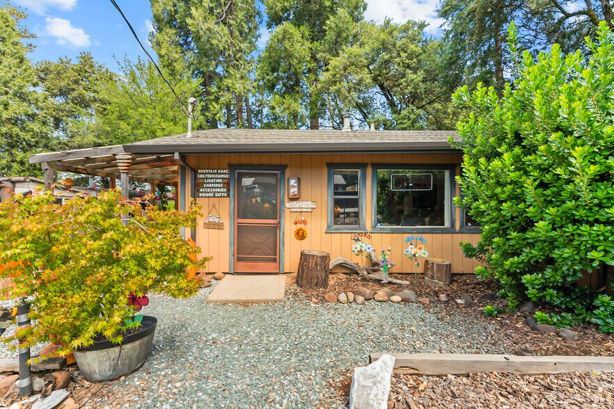 More Photos Of 22671 CA-88, Pioneer Storefront For Sale
