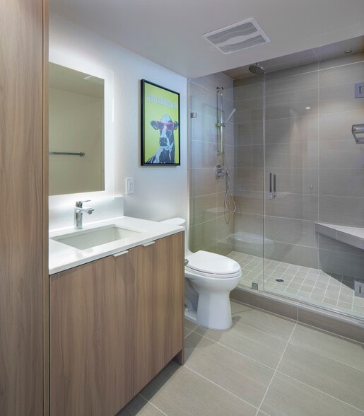 More Photos Of 11649 Mayfield Ave, Los Angeles Apartments For Sale