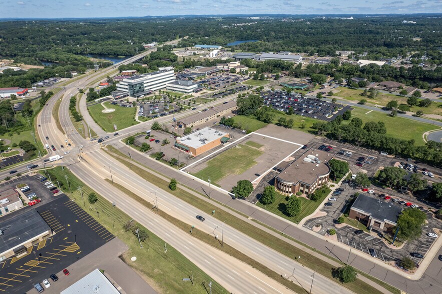 More Photos Of 1104 W Clairemont Ave, Eau Claire Land For Sale