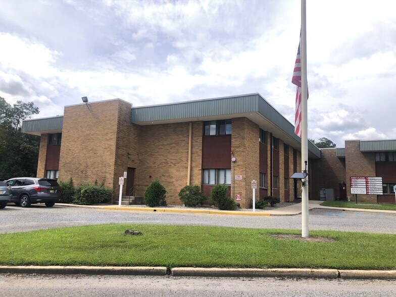 More Photos Of 20 Hospital Dr, Toms River Medical For Lease